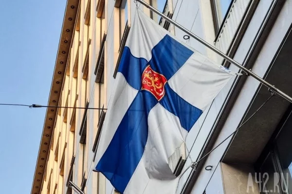 Финляндия завершила строительство забора на границе с Россией