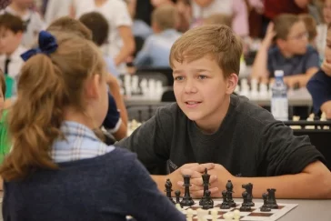 Фото: Гроссмейстер Анатолий Карпов посетил шахматный турнир в Новокузнецке 2