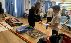 Интересные уроки — безопасные каникулы: энергетики «Россети Сибирь» рассказывают про электробезопасность школьникам Кузбасса