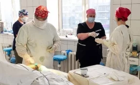 В Кузбассе врачи спасли мужчину, который получил тяжёлые травмы в ДТП