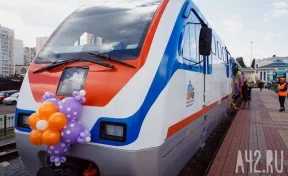 В Кемерове детей прокатят на поезде по детской железной дороге бесплатно 1 июня
