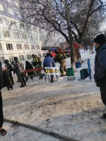 Фото: В девятиэтажке Кемерова произошёл пожар 1