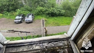 Фото: В Новокузнецке утром загорелась квартира в многоэтажке: спасены 7 человек 4