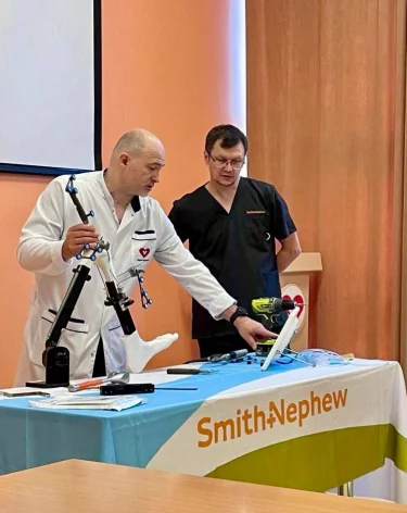 В кемеровской больнице испытают робота-ассистента для протезирования суставов 