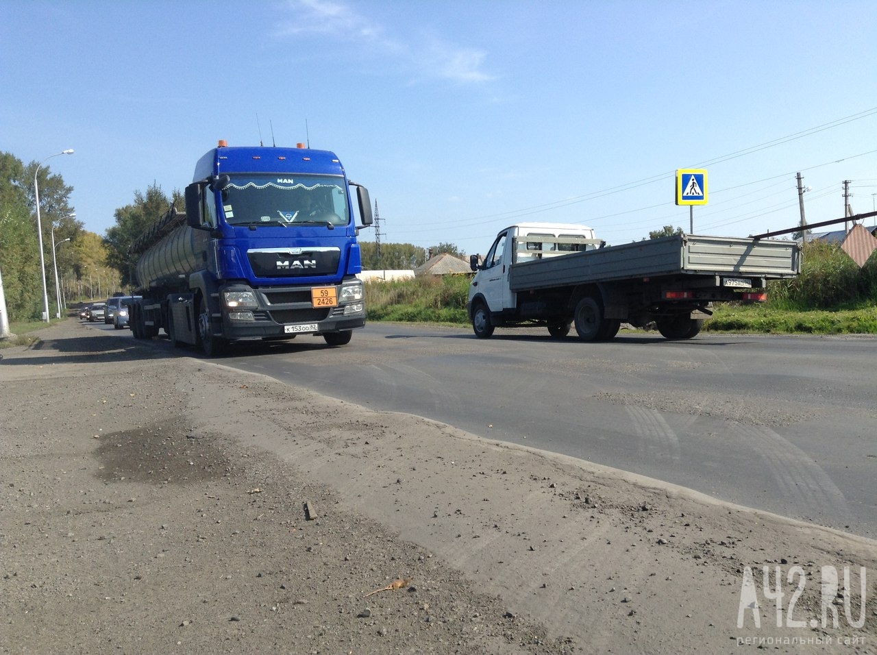 В Кузбассе грузовикам запретили проезд по двум мостам
