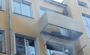 В Новокузнецке отремонтировали 32 опасных балкона