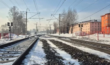 Фото: В Кузбассе поезд насмерть сбил пешехода, который переходил железнодорожные пути на красный свет 2