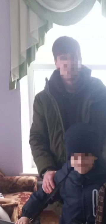Фото: Пропавший 7-летний мальчик из Новосибирска полтора года скитался с матерью 1
