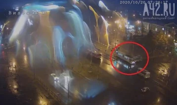 Фото: В Кемерове столкновение трамвая с маршруткой попало на видео 1