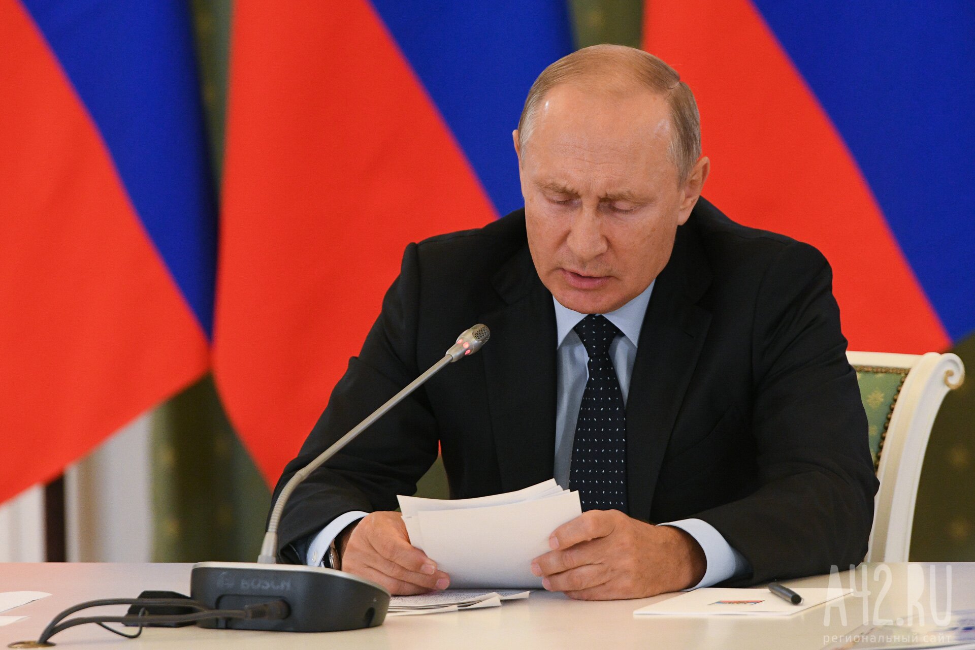 Путин подписал указы о назначении врио пяти губернаторов