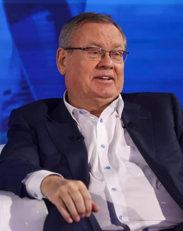 Глава ВТБ подтвердил намерение выплатить дивиденды до 50% от чистой прибыли текущего года