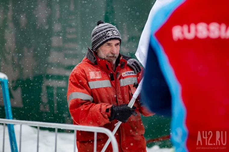 Фото: Бор, снег, спринт: как прошёл чемпионат Кемерова по лыжным гонкам 26