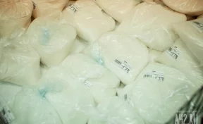 Кузбассовцы попытались украсть с предприятия 14 мешков с сахаром под видом мусора