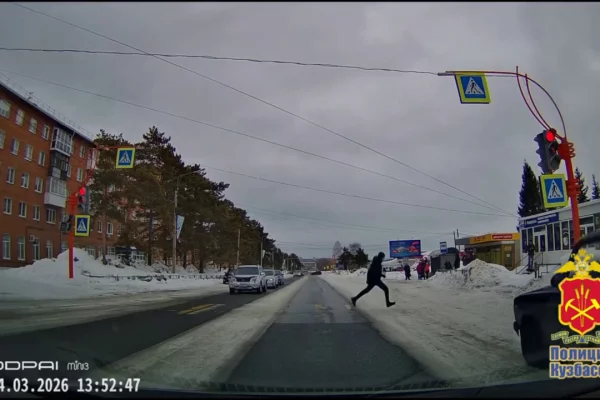 В Юрге водителя, едва не совершившего наезд на пешехода, наказали