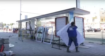 Фото: В Кемерове появятся остановочные павильоны с разъёмами для зарядки сотовых  1