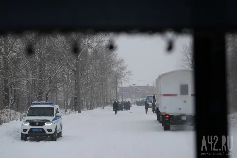 Фото: Авария на шахте «Листвяжная»: фоторепортаж с места событий 52