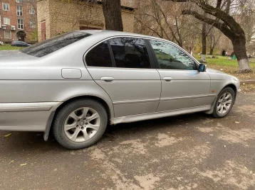 Фото: В Кузбассе приставы арестовали BMW из-за долга по алиментам 1
