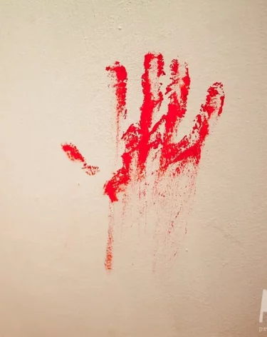 Кемеровчане сообщили об убийстве двоих мужчин на пороге стриптиз-клуба