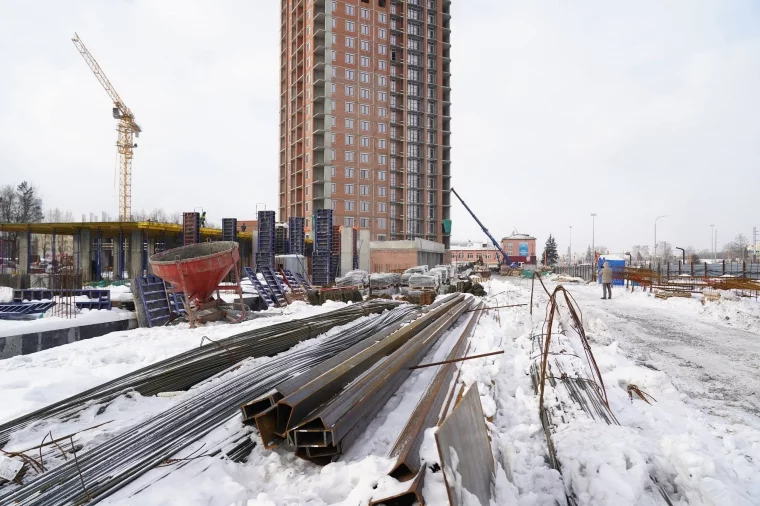 Фото: Илья Середюк проверил ход строительства новых ЖК в зоне КРТ в Кемерове 3