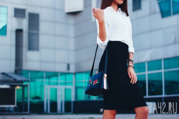 Популярный бренд закроет около 150 магазинов одежды в России