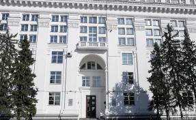 Помощь душевнобольным и услуги няни: в Кузбассе обновили список запрещённых видов работ для мигрантов  