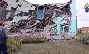 Уголовное дело возбудили после обрушения в школе в Татарске