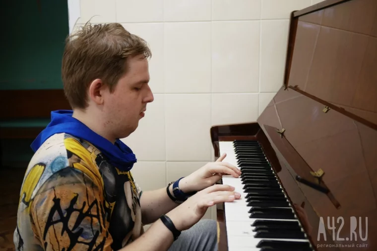 Фото: Сохранить любовь, не свалившись в безумие. Как в Кемерове реабилитируют детей с аутизмом и какие ловушки ждут родителей на этом пути 3