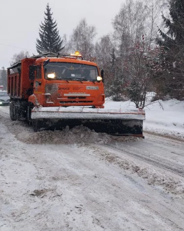 В Кемерове дорожные службы работают круглосуточно в усиленном режиме