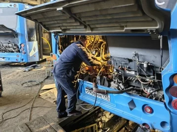 Фото: «Ситуация на предприятии сложная»: власти Новокузнецка рассказали о ремонте и недовыпуске на линию автобусов 1