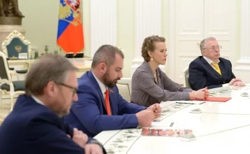 Фото: Собчак попросила Путина помиловать 16 человек 1