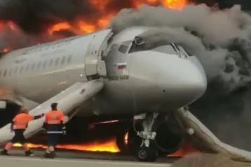 Фото: СМИ: СК назвал основную причину смерти пассажиров в сгоревшем в Шереметьево SSJ-100 1