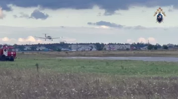 Фото: В Ульяновской области у учебного самолёта во время полёта оторвалось шасси 1