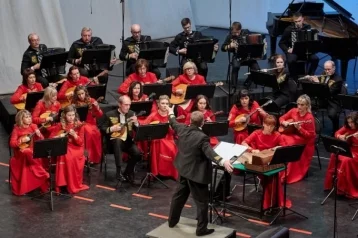 Фото: Филармония Кузбасса приглашает на уникальный концерт оркестра русских народных инструментов 1