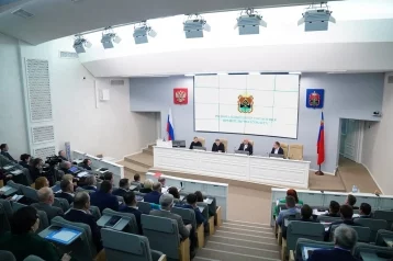 Фото: Губернатор Цивилёв: необходимо защитить кузбассовцев от кибермошенников 1