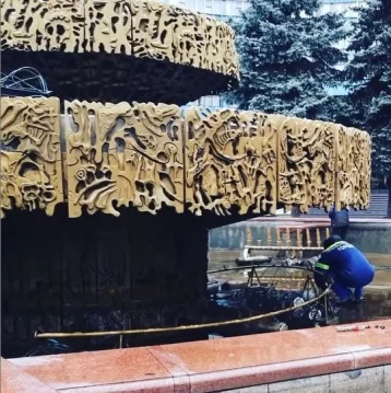 Фото: В Новокузнецке начали консервировать фонтаны 1