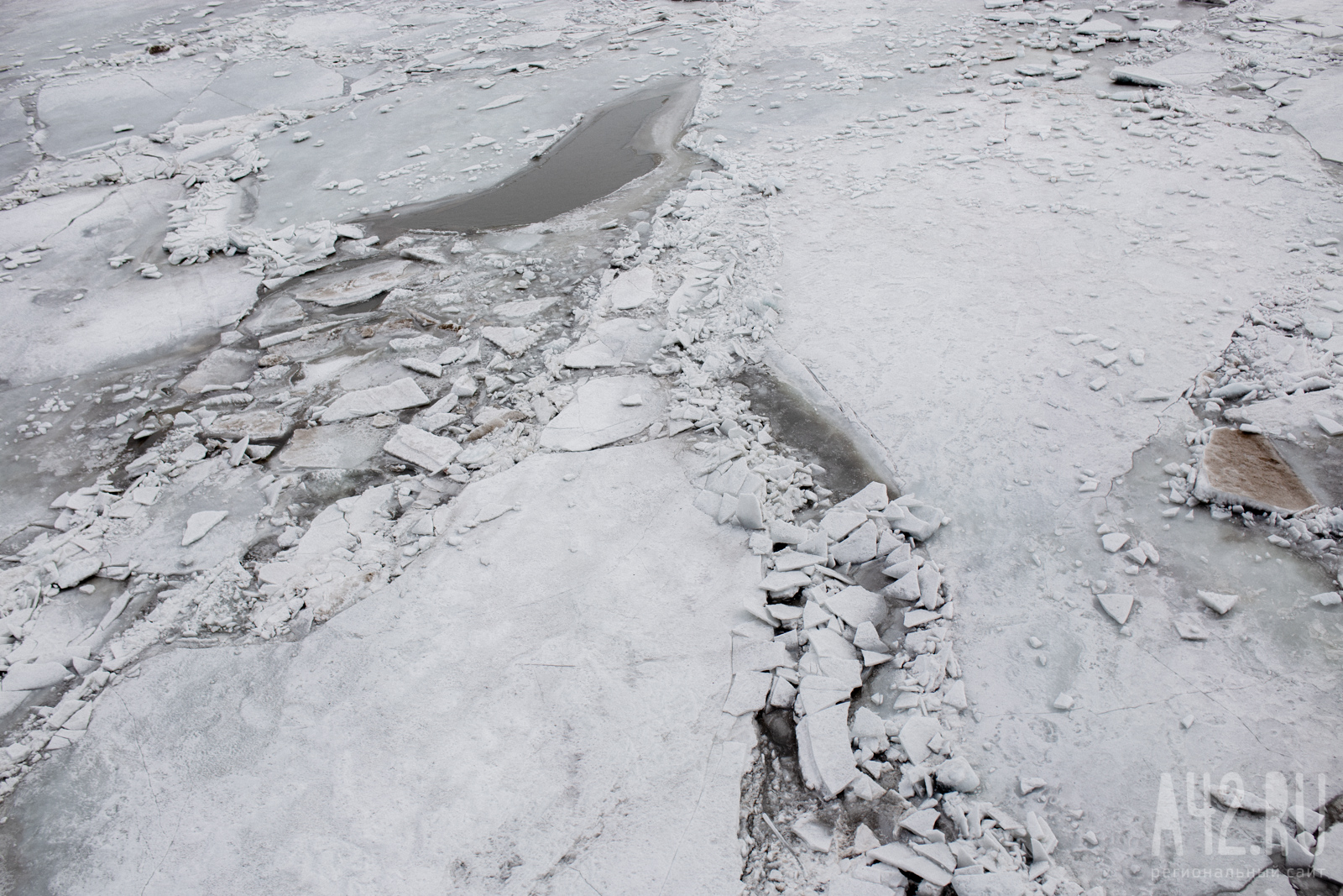 В Кузбассе взорвут ледовую переправу