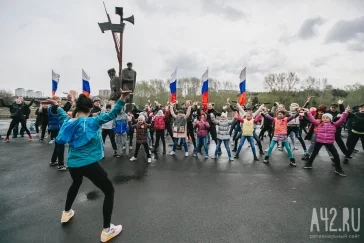 Фото: Отжимания сверх нормы: как в Кемерове прошёл «Рекорд Победы — 2017» 2