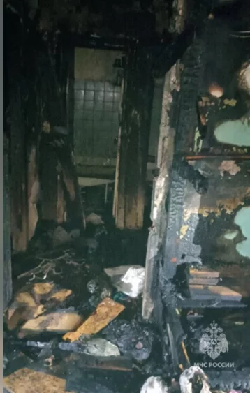 Фото: В Башкирии во время пожара в многоэтажном доме спасли 21 жильца 1