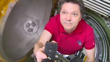Фото: Российский космонавт установил мировой рекорд по суммарному пребыванию на орбите 1