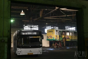 Фото: Слесарь рассказал о сложностях ремонта автобусов в Кемерове 3