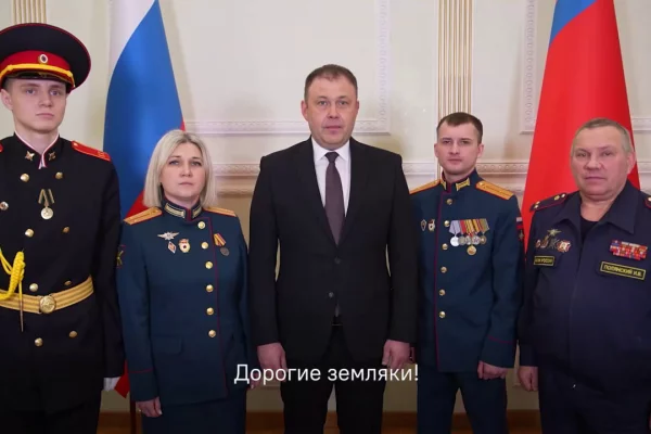 Губернатор Кузбасса записал поздравление ко Дню защитника Отечества