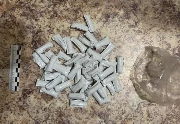 Фото: Житель Москвы приехал в Кузбасс для продажи наркотиков, однако попался полицейским 2