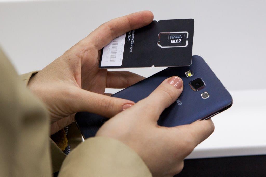 Жители Кузбасса распробовали доставку SIM-карт Tele2 на дом