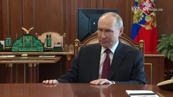 Фото: Начало действовать объявленное Путиным пасхальное перемирие 1