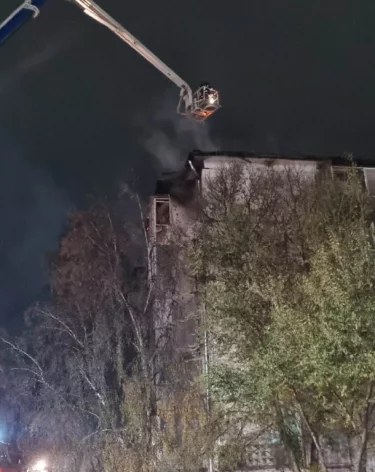 1 человек погиб, 2 пострадали в крупном пожаре в жилом доме под Красноярском