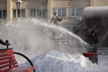 Фото: Сергей Цивилёв поручил усилить уборку снега в городах и районах Кузбасса 1
