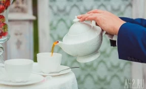 В Кузбассе мужчина проник в чужой дом и устроил там чаепитие 