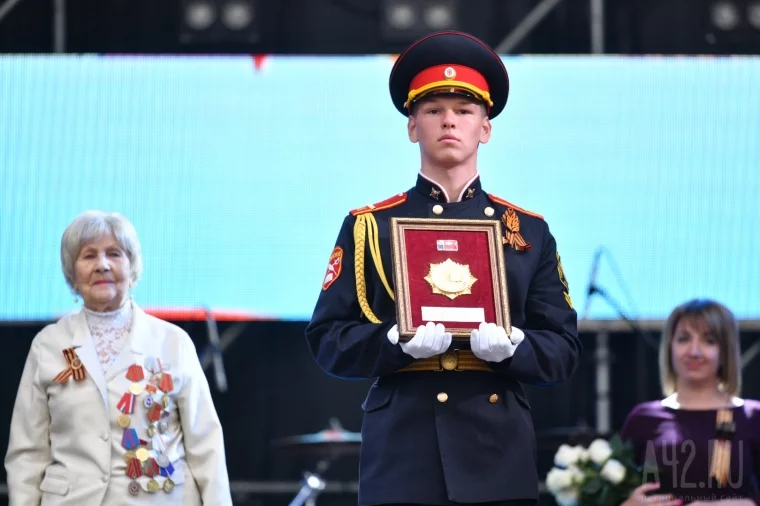 Фото: Кемерову и Новокузнецку присвоили звание «Город трудовой и воинской славы» 2