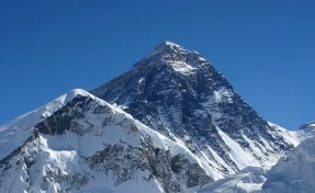 На Эвересте погибли ещё четыре альпиниста