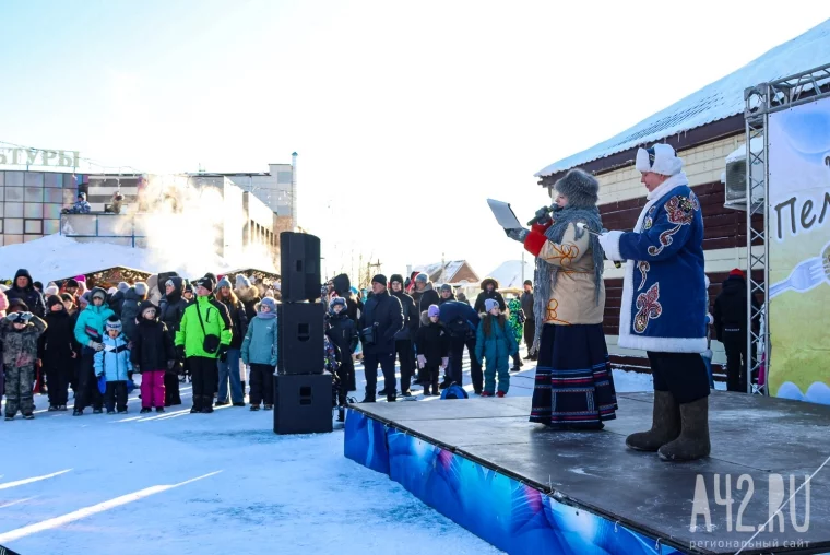 Фото: Как я ездил на «ПельменьФест» в посёлок под Прокопьевском, ел пельмени из чайника и проиграл в сборке мясорубки на скорость 7
